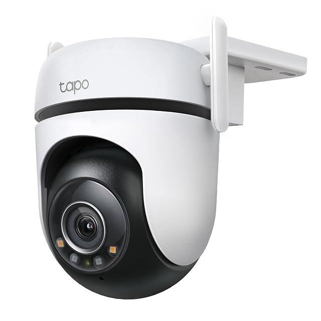 Caméra extérieure Tapo C520WS à deux antennes sur son support mural